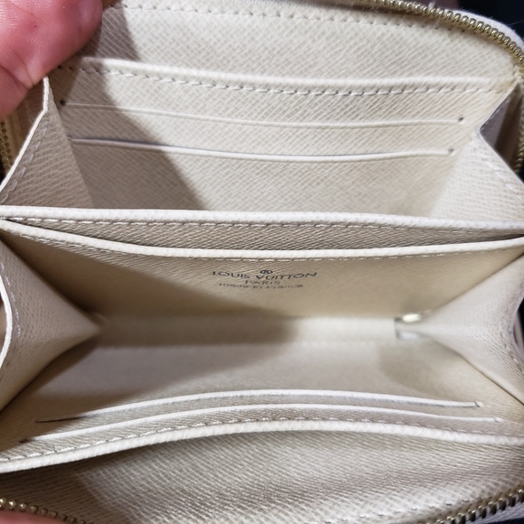 5️⃣0️⃣0️⃣Auth LV Zippy coin purse Damier Azur - Picture 12 of 13